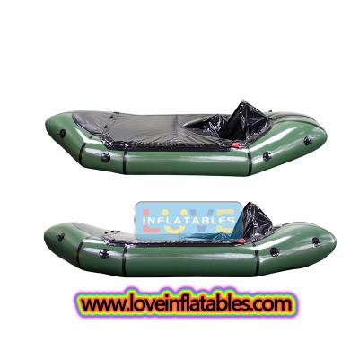 Grünes, ultraleichtes, aufblasbares Packraft-TPU-Ruderboot, Wildwasser-Packraft-Multifunktions-Spritzdeck